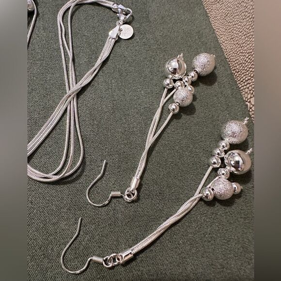 925 Sterling Silver Beaded Necklace & Earrings Set – Timeless Elegance - Picture 13 of 15